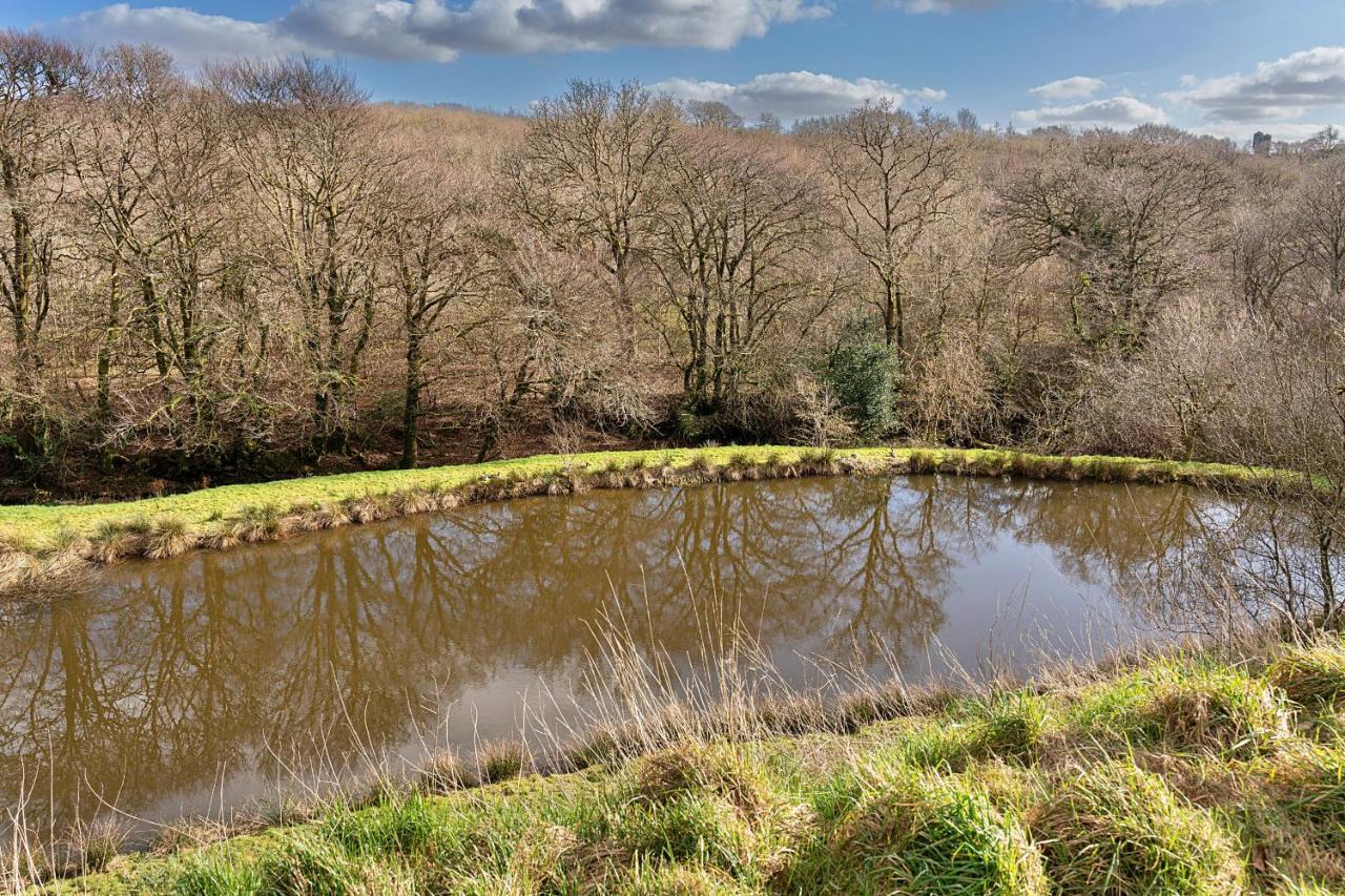 Finest Retreats - The Shepherd'S Hut At Northcombe Farm Beaworthy Bagian luar foto