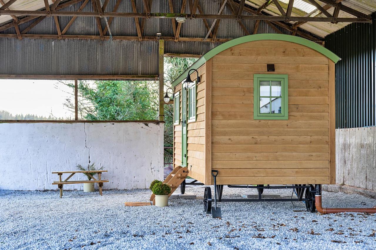 Finest Retreats - The Shepherd'S Hut At Northcombe Farm Beaworthy Bagian luar foto